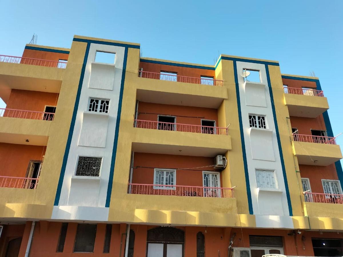 Skylen Hostel Хургада Екстериор снимка