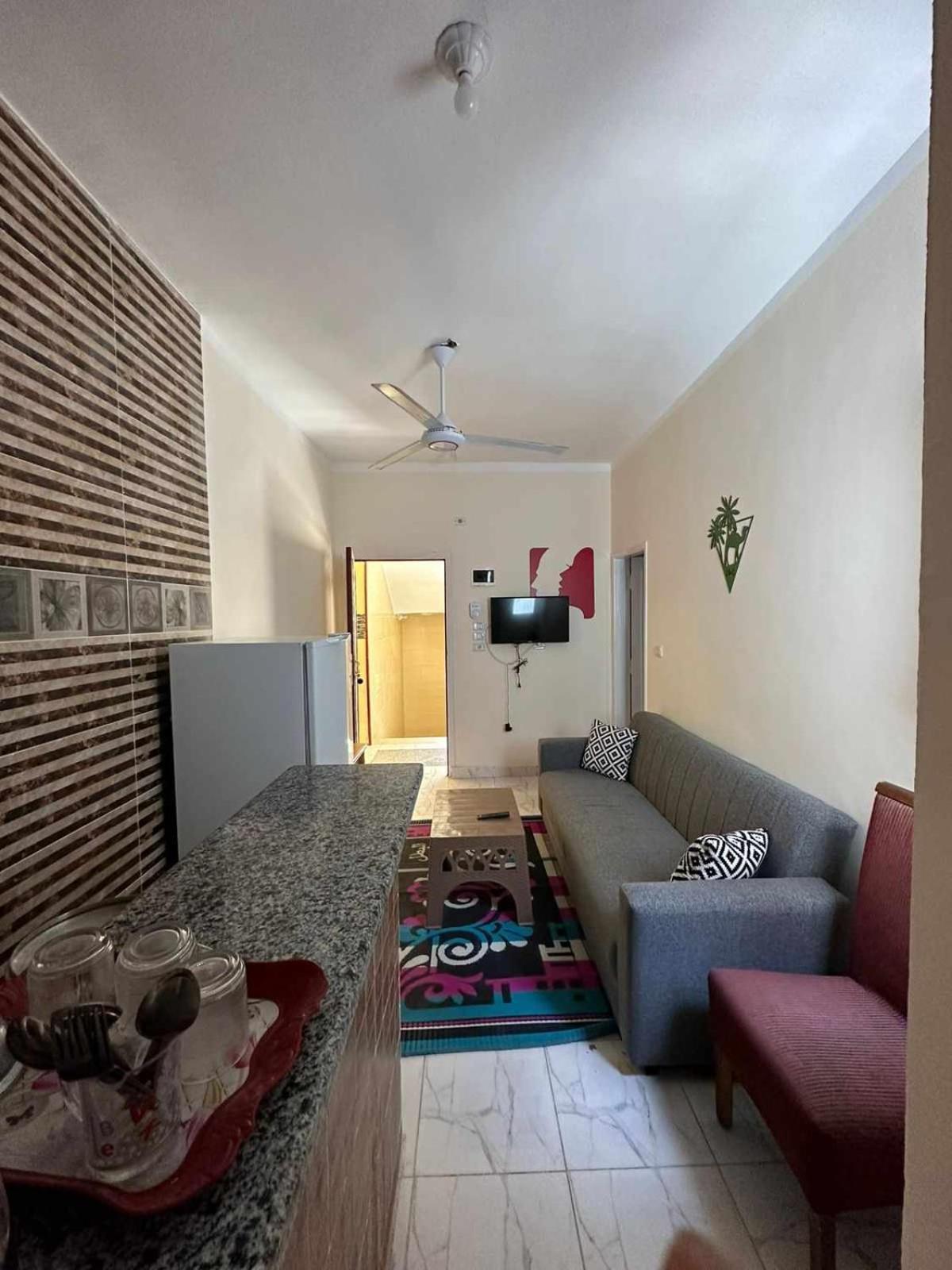 Skylen Hostel Хургада Екстериор снимка